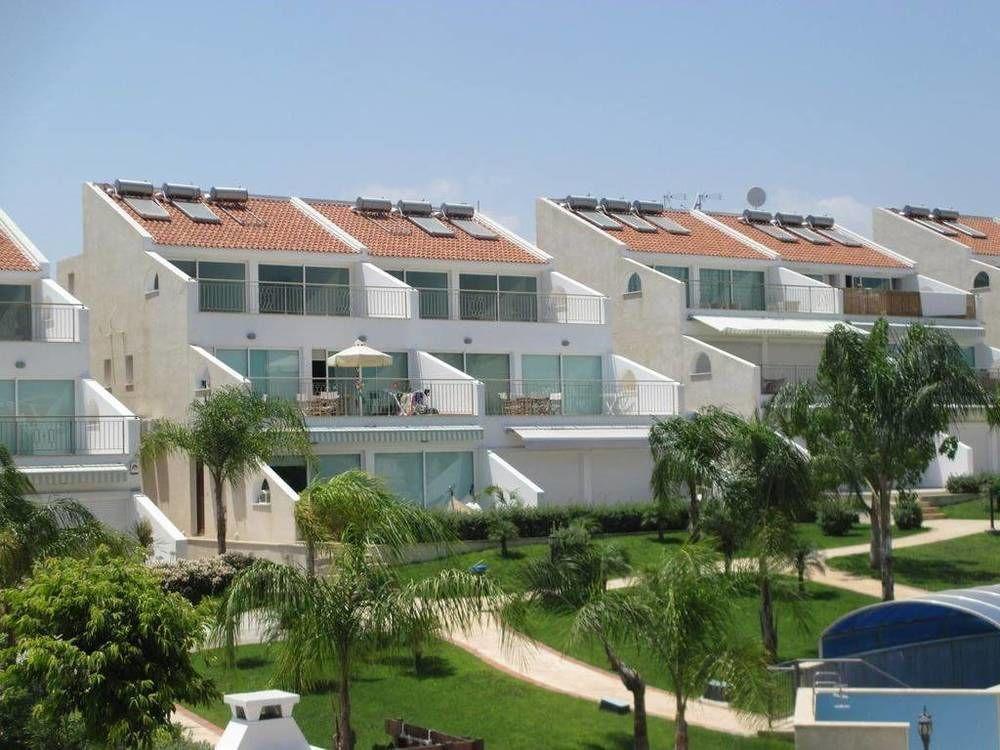 Bayview Gardens Apartment *