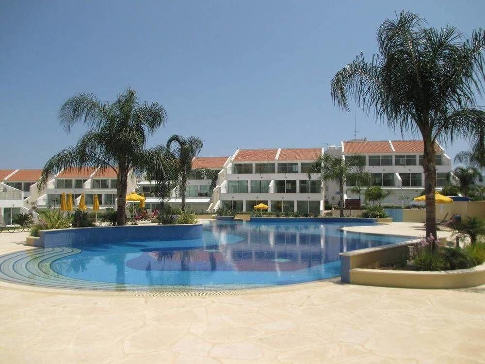 Bayview Gardens Apartment *