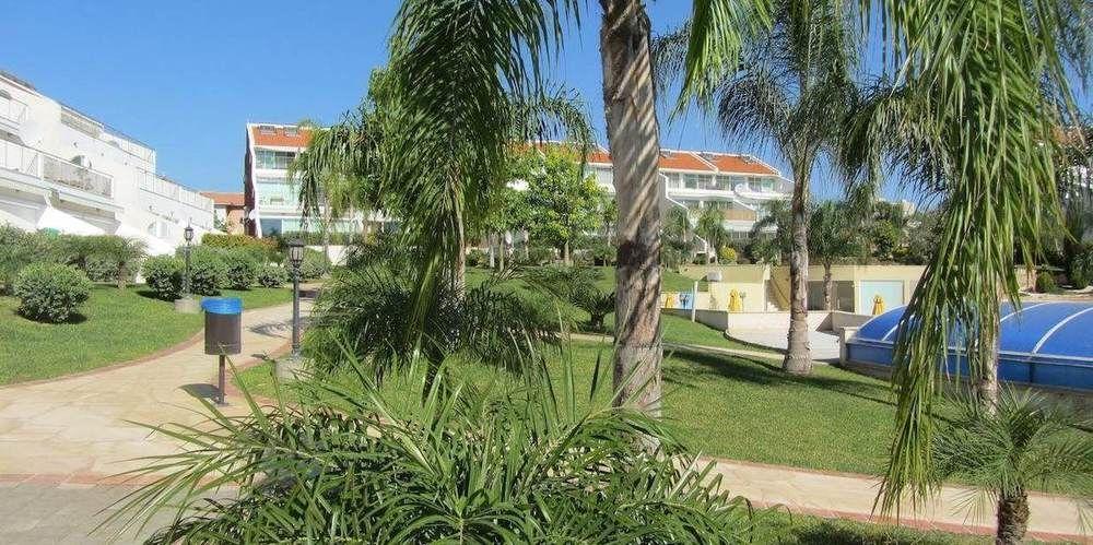 Bayview Gardens *