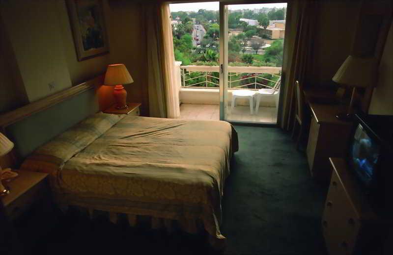 Bilfer Palm Beach Dherinia