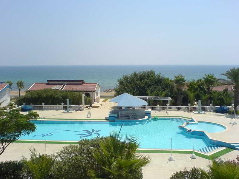 Long Beach Hotel