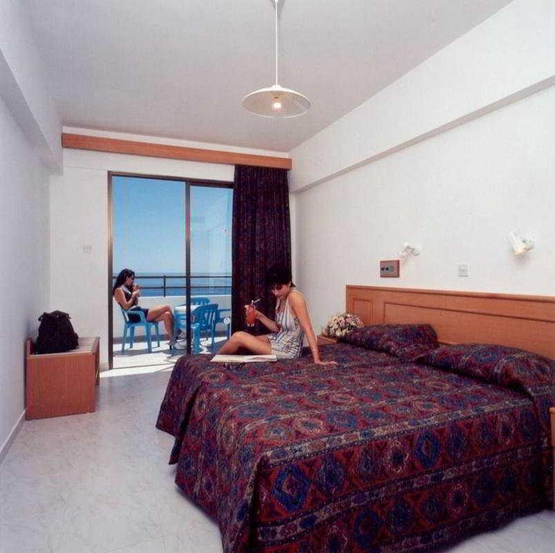 Corallia Aparthotel Coral Bay