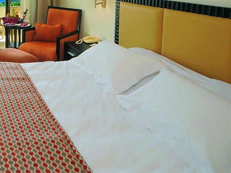 Elias Resort 4*