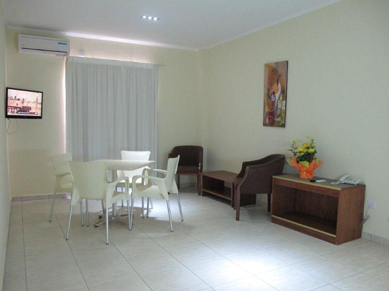 Mackenzie & Aparment Hotel 3*