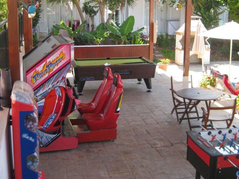 Akamanthea Village Apartment