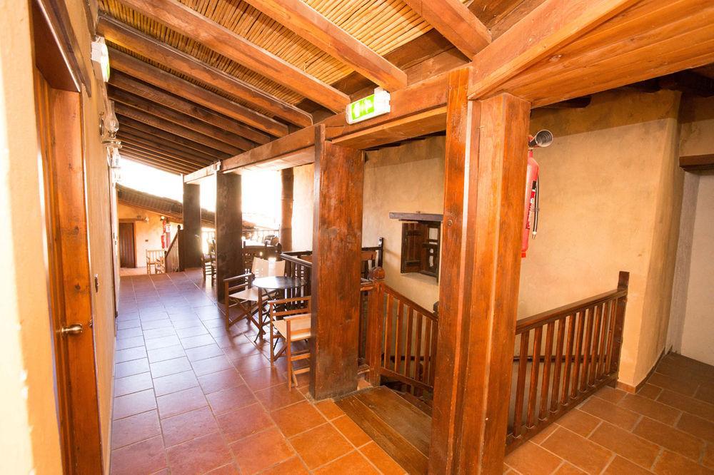 Linos Inn