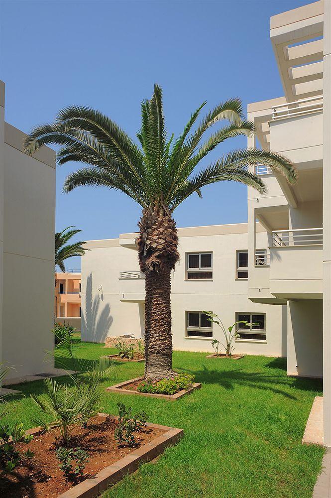 Euronapa Aparthotel 3*