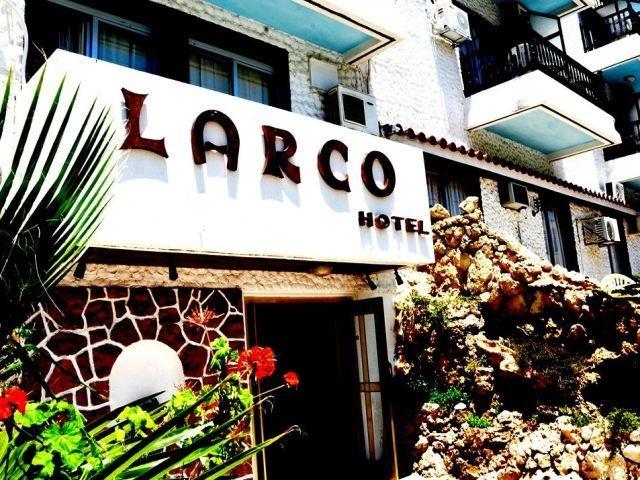 Western Larco 4*