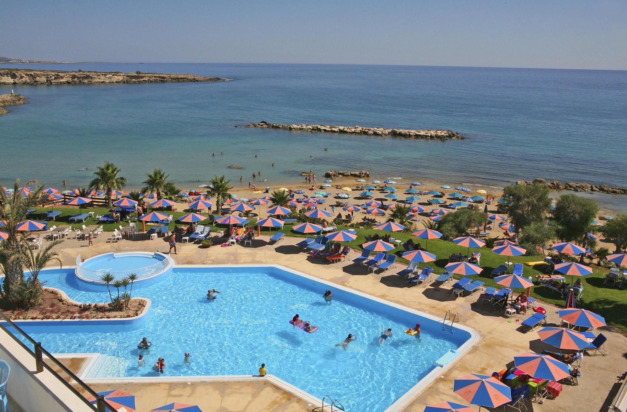 Corallia Aparthotel Coral Bay