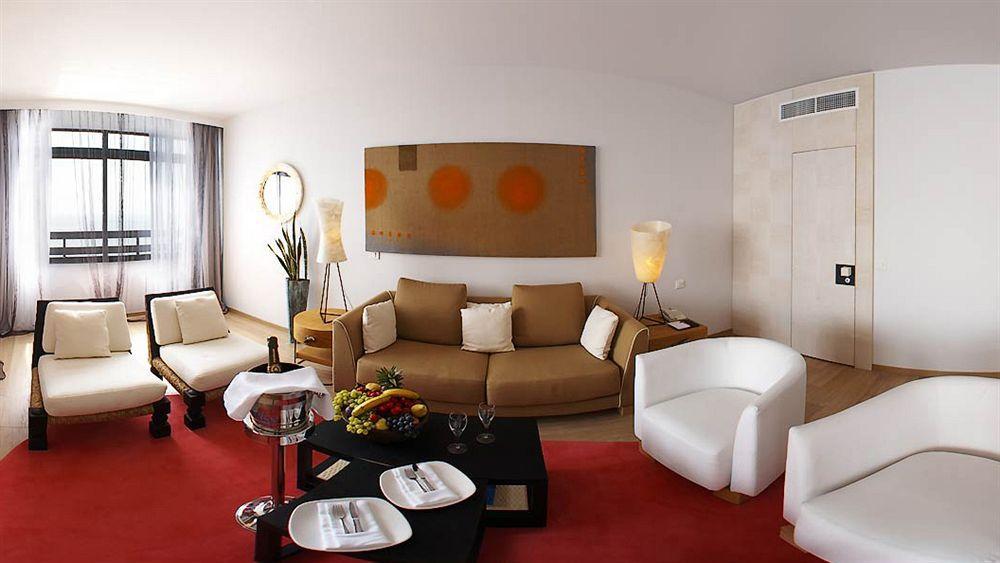 Londa 5* Limassol