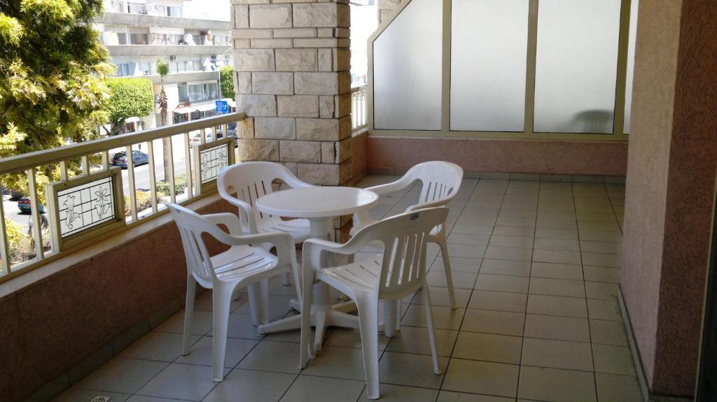 Chrysanthos Boutique Aparthotel 3*