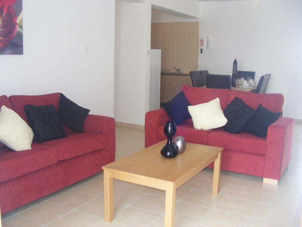Varvara Gardens * Paralimni