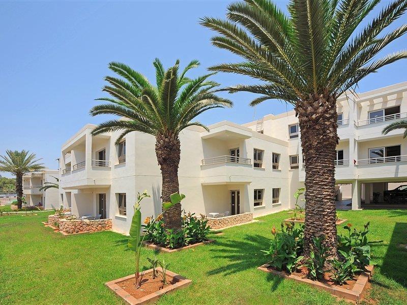 Aparthotel Euronapa 3*