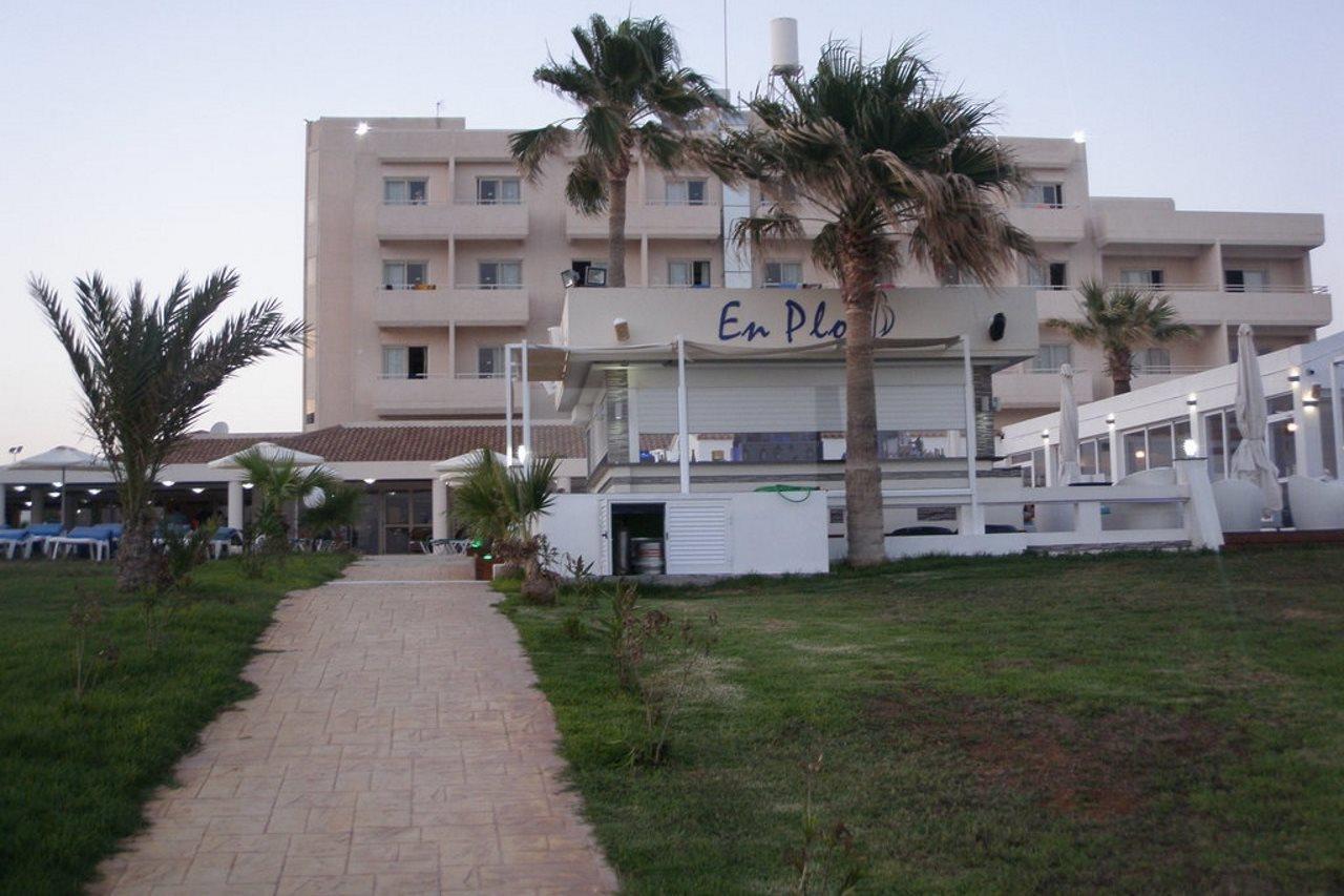 Piere - Anne Ayia Napa