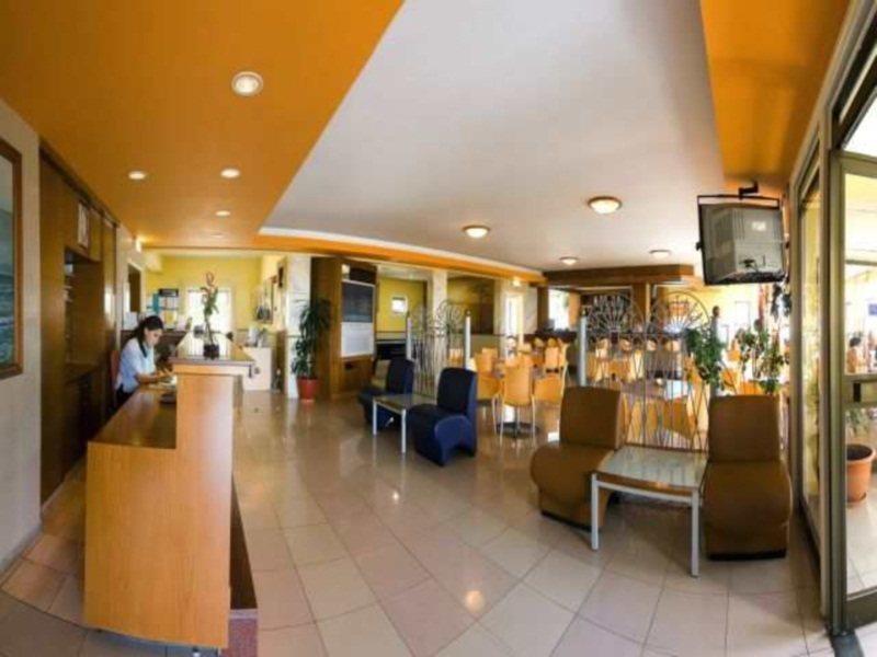 Tasia Maris Oasis Ayia Napa