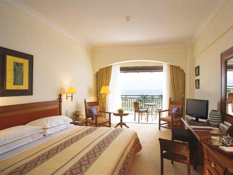 Aparthotel Paramount 4*