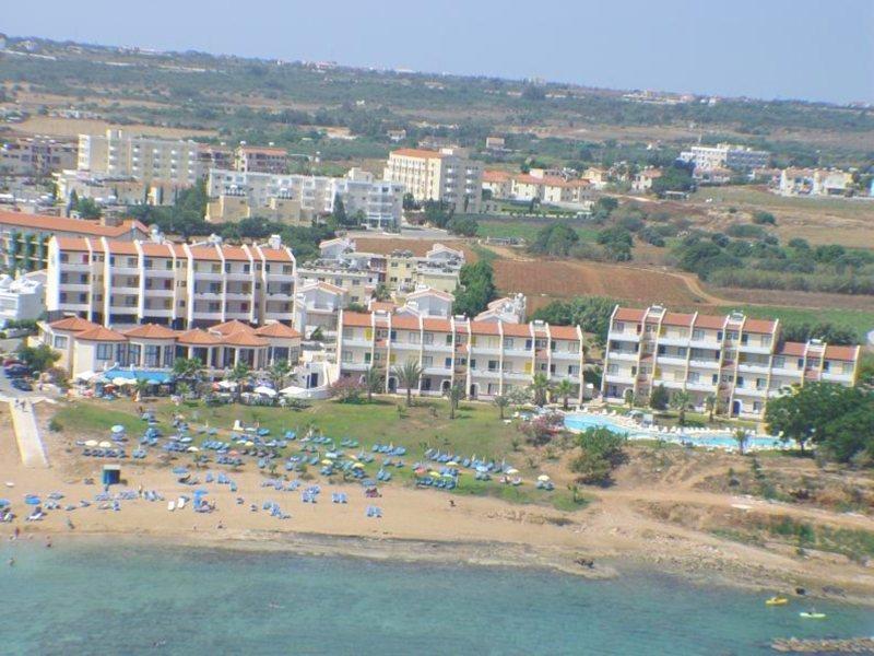 Aparthotel Myroandrou 3*