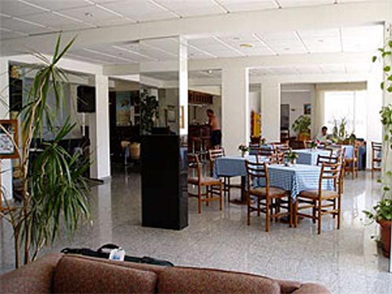 Aparthotel Valana 2*