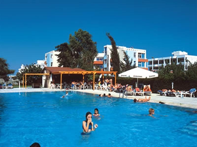Aparthotel Valana