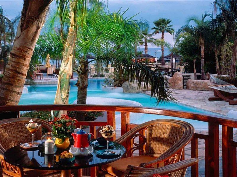 Four Seasons Agios Tychonas