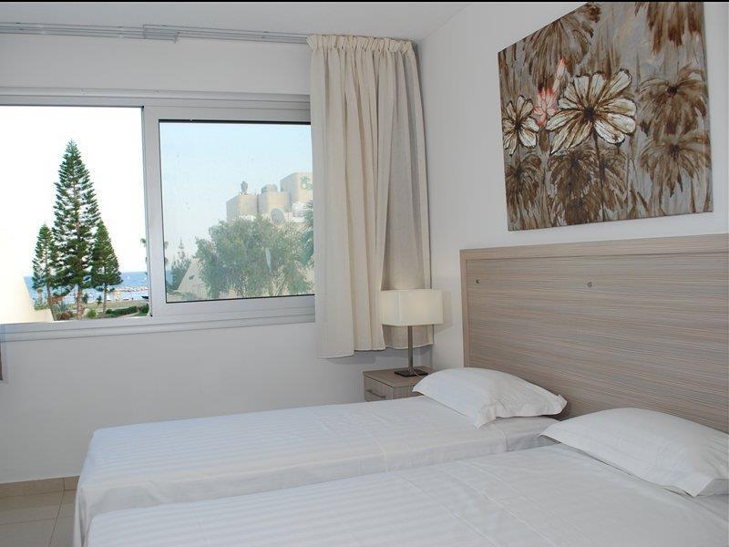 Frixos Larnaca