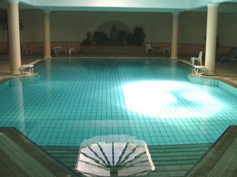 Hotel Crown Henipa Larnaca