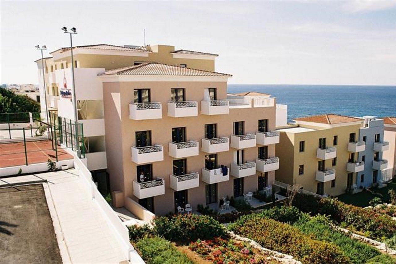 St. George Gardens &