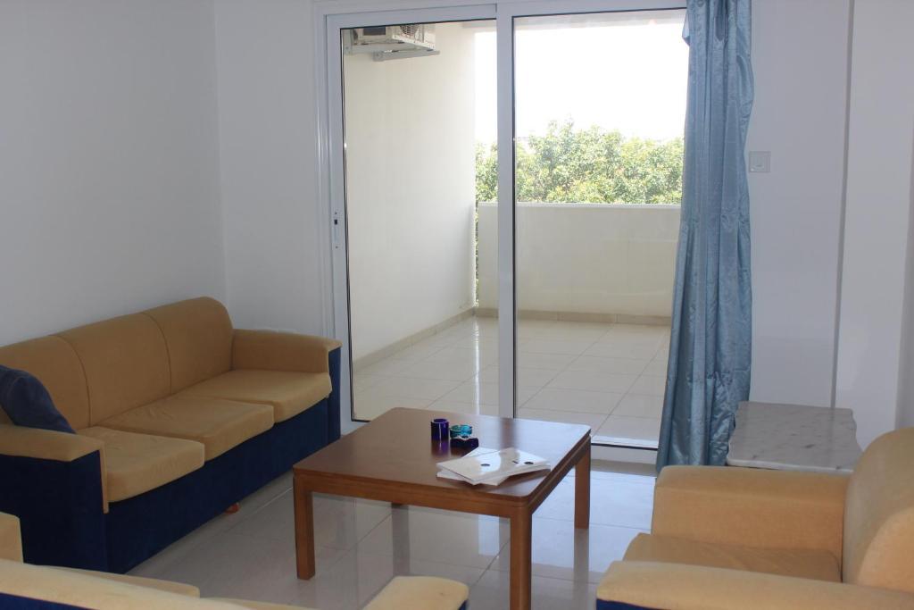 Galatia's Court Apartment Paphos