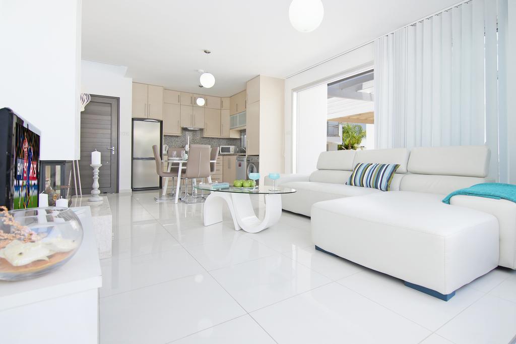 Solebianco Protaras