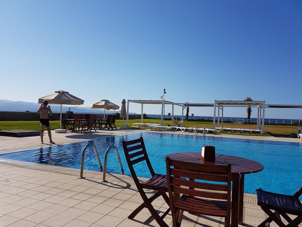 Apartment Aphrodite Beachfront Penthouse Ghaziveran