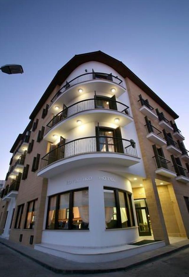 Hotel Royiatiko 2*