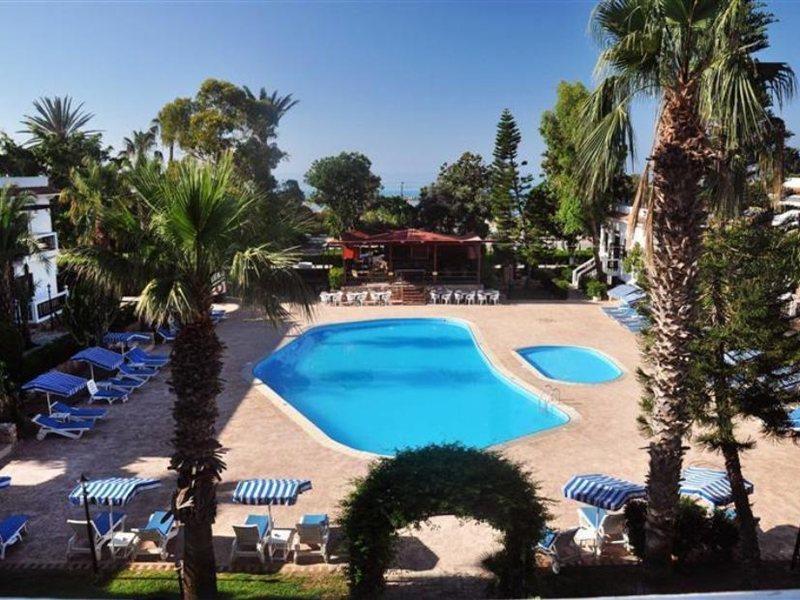Hotel Lysithea