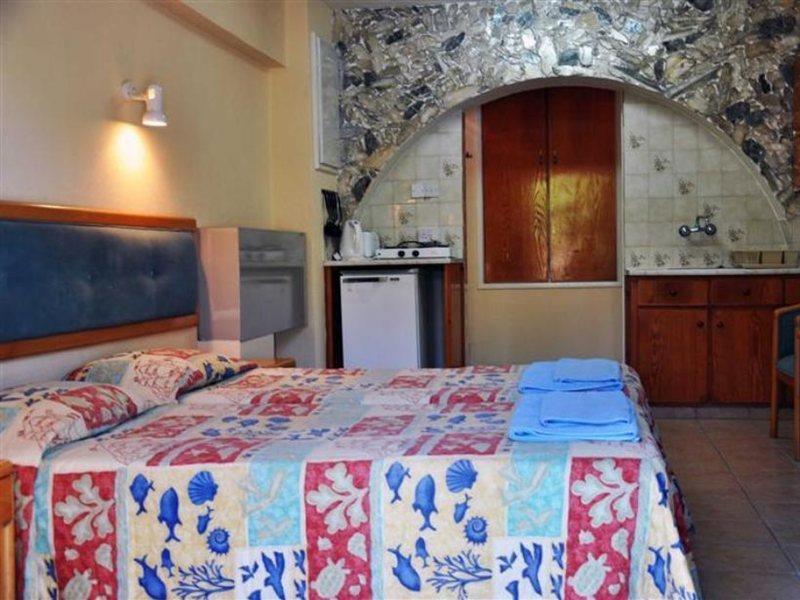 Hotel Lysithea 2*