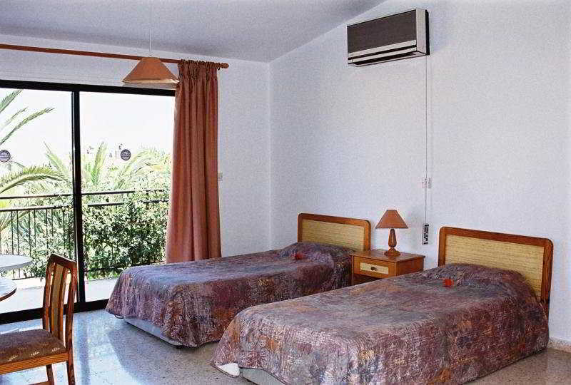 Aparthotel Tavros Polis
