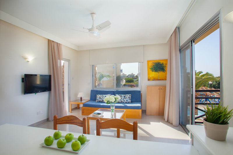 Resort Malama Village Protaras