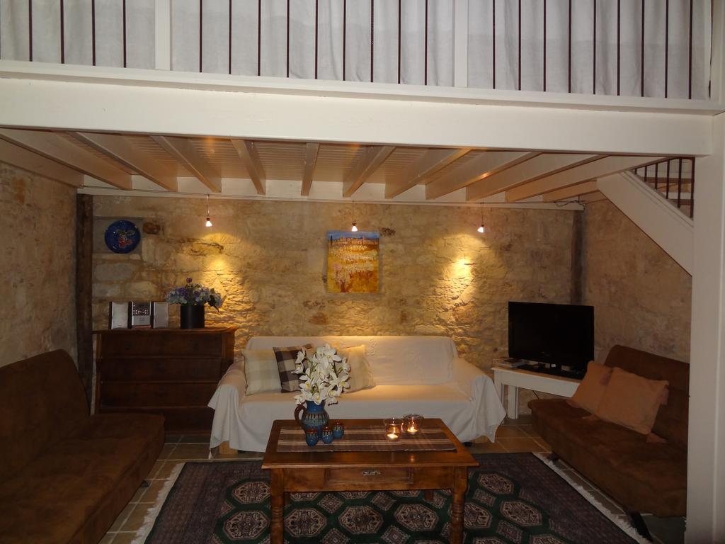Country house Oinochori