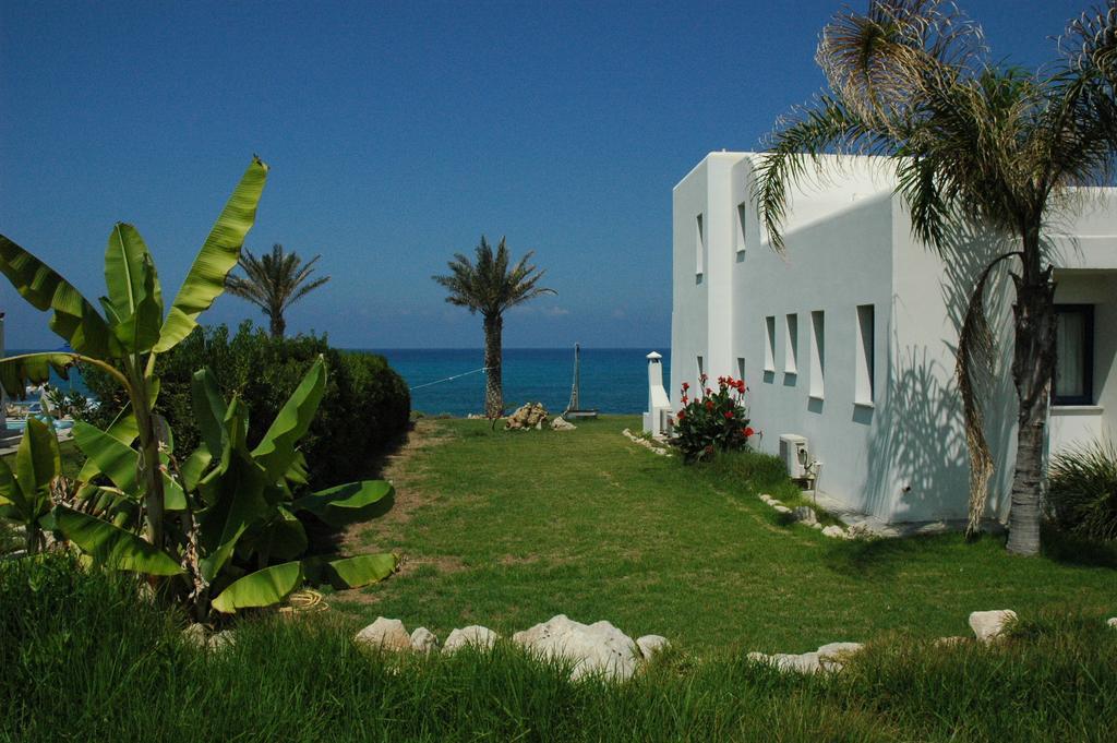 Villa Kymmates Front *