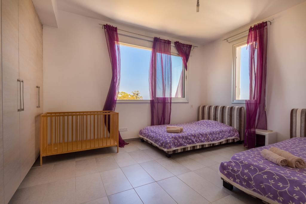 Villa Akefalou Bay *