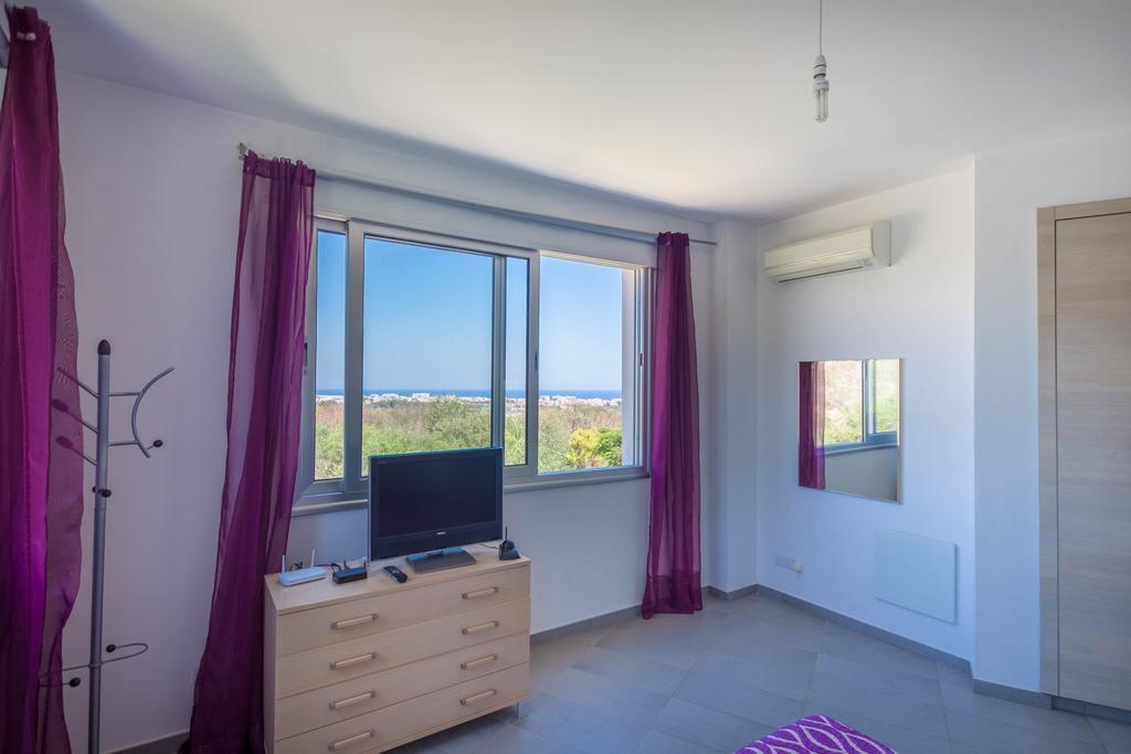 Villa Akefalou Bay *
