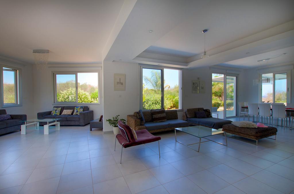 Villa Akefalou Bay