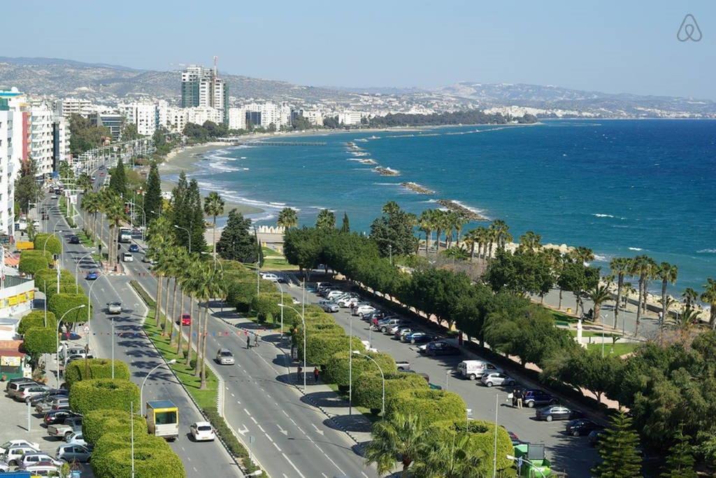 Sea Front & City Center, Amazing Sea View *