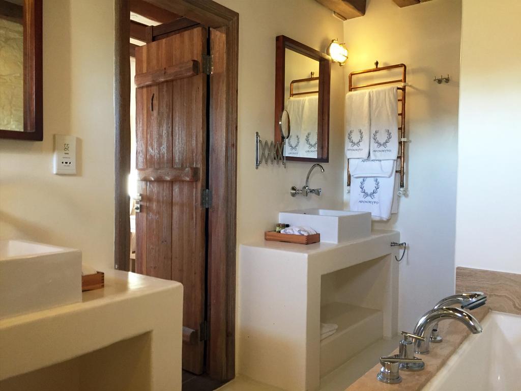 Apokryfo Traditional Guest house