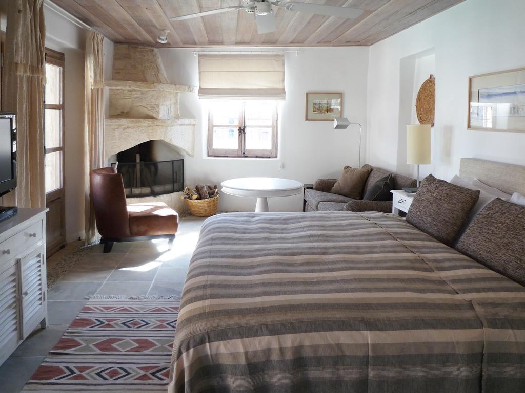 Apokryfo Traditional Guest house 2*
