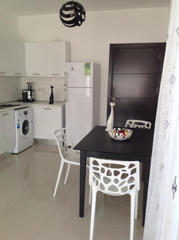 White Apartment Kyrenia (Northern Cyprus)