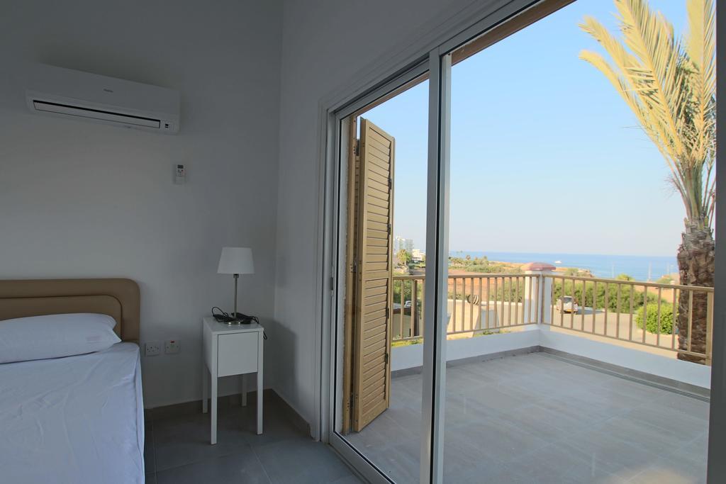 Villa Fig Tree Bay 2 Protaras