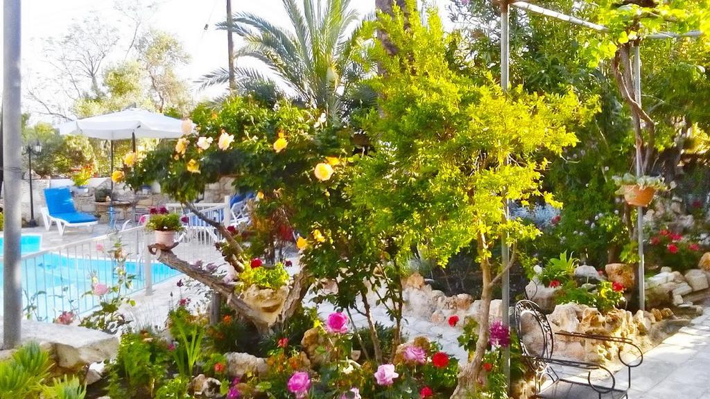 Holiday home Rose Garden *