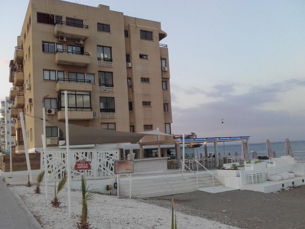 Direct Stadem Second Floor Apartment
