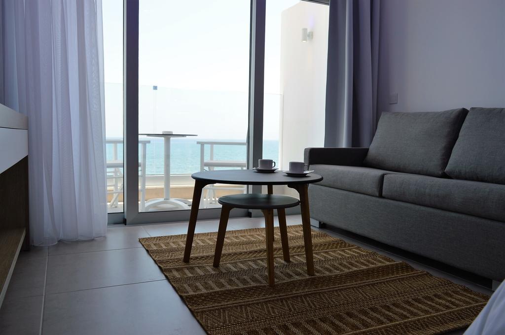 Island Boutique Larnaca