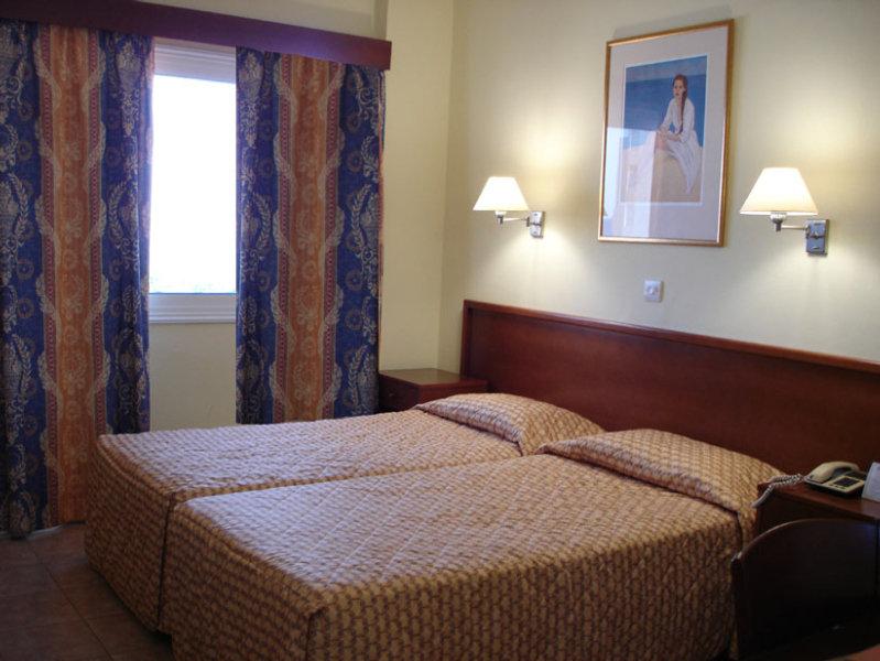 Tetyk Hotel 3*