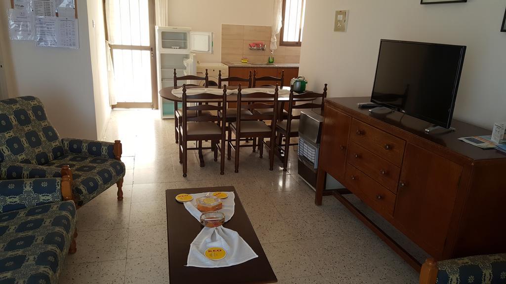 Apartment Chariandry Court